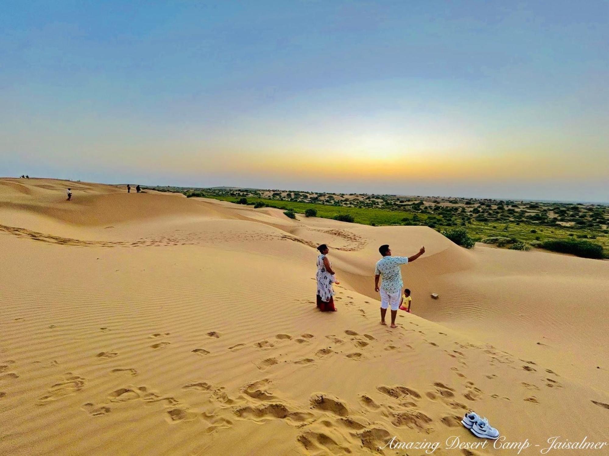 Amazing Desert Camp Jaisalmer Bagian luar foto